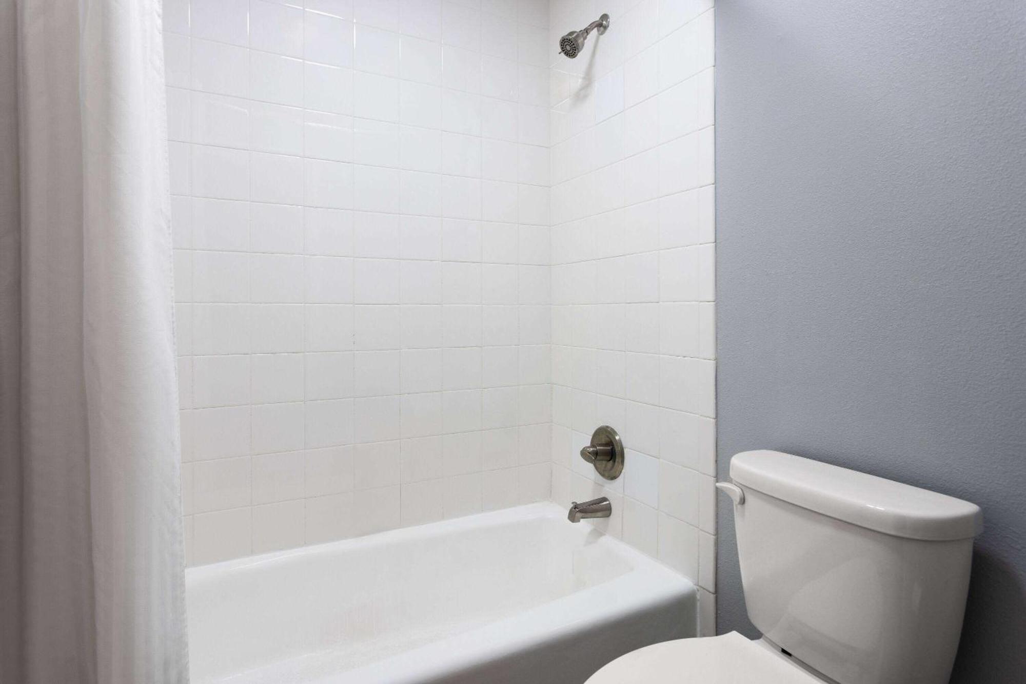 Hawthorn Extended Stay By Wyndham Columbia-Ft Jackson Extérieur photo