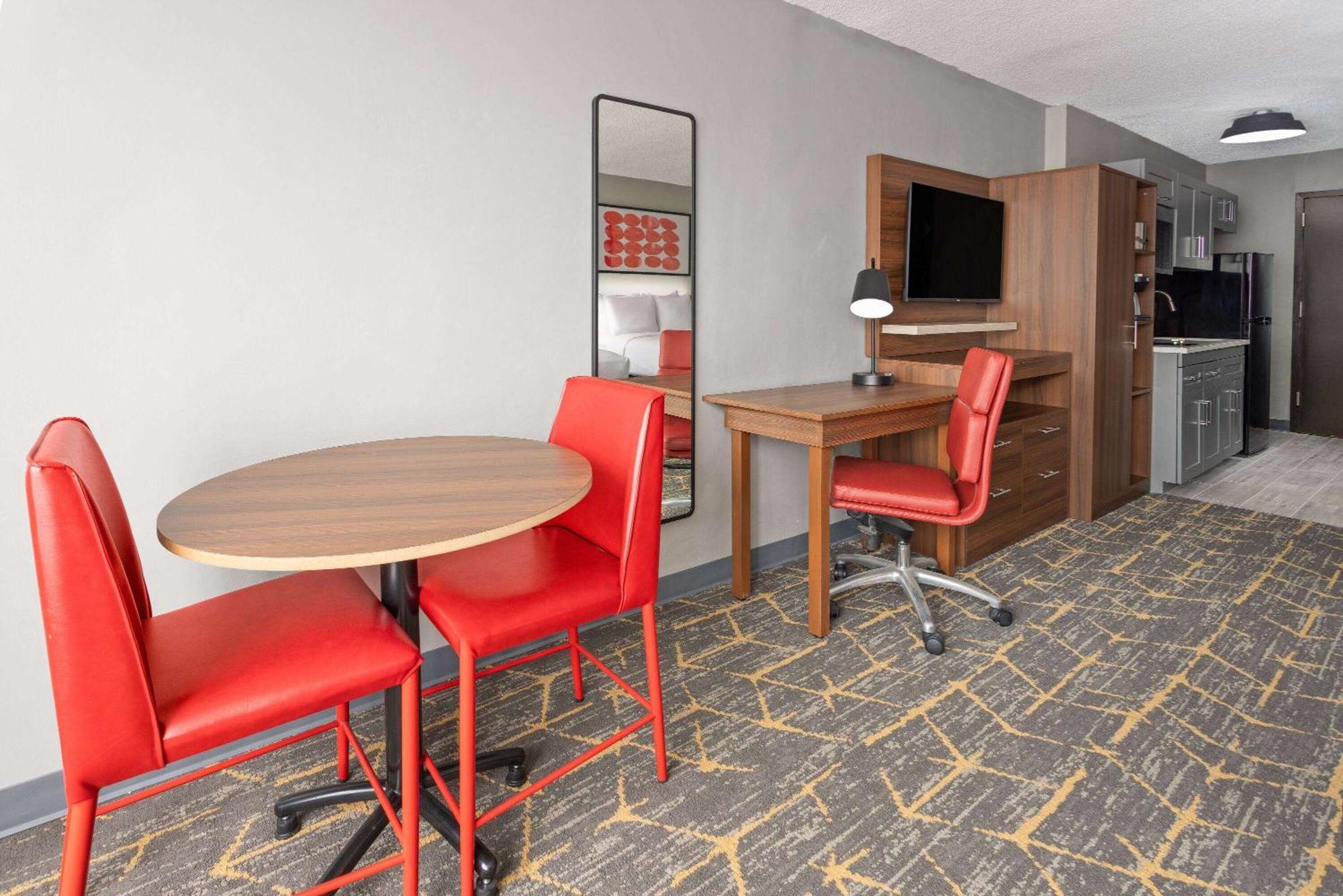 Hawthorn Extended Stay By Wyndham Columbia-Ft Jackson Extérieur photo